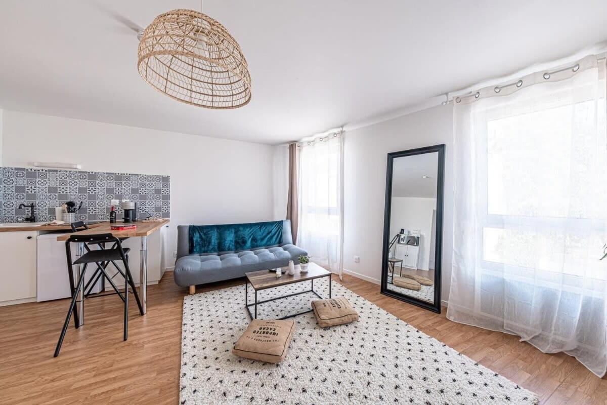 Studio Disneyland En 10 Min Paris 30 Min Монтеврен Экстерьер фото